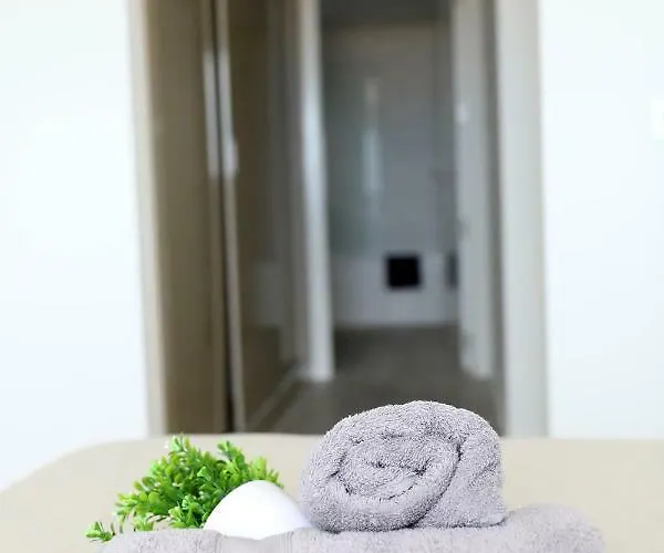 Luxury In By Altamarhomes דירה *