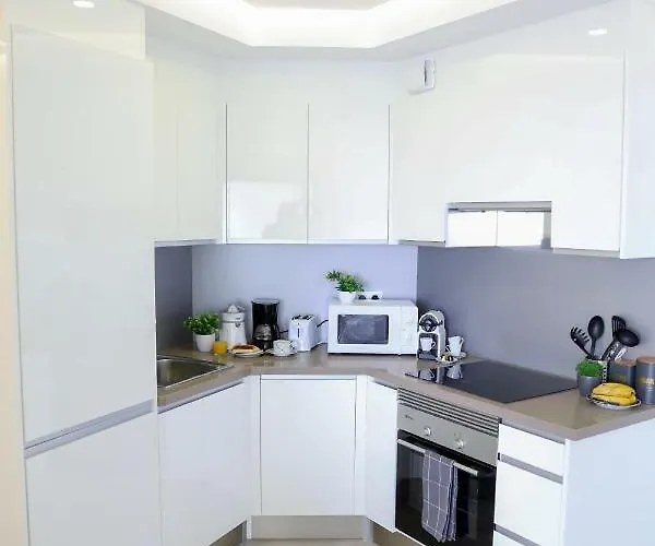 Luxury In By Altamarhomes *