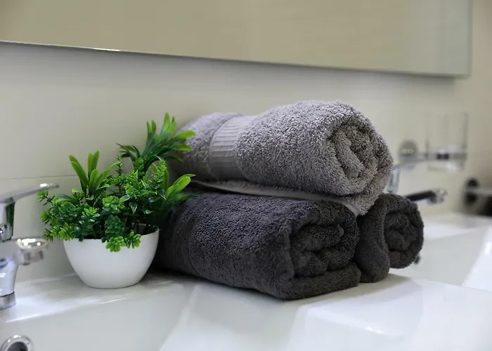 Luxury In By Altamarhomes Apartmán